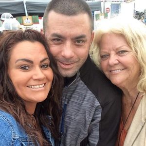 Meet your Posher, Joanie